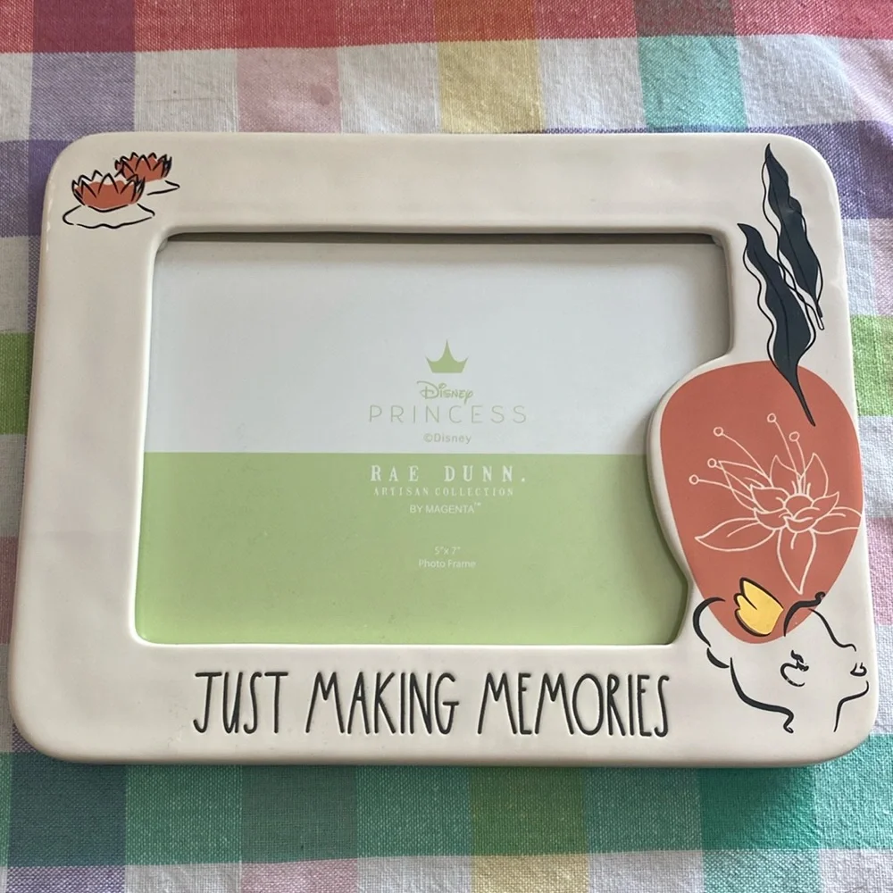 Rae Dunn JUST MAKING MEMORIES 5 x 7 picture frame